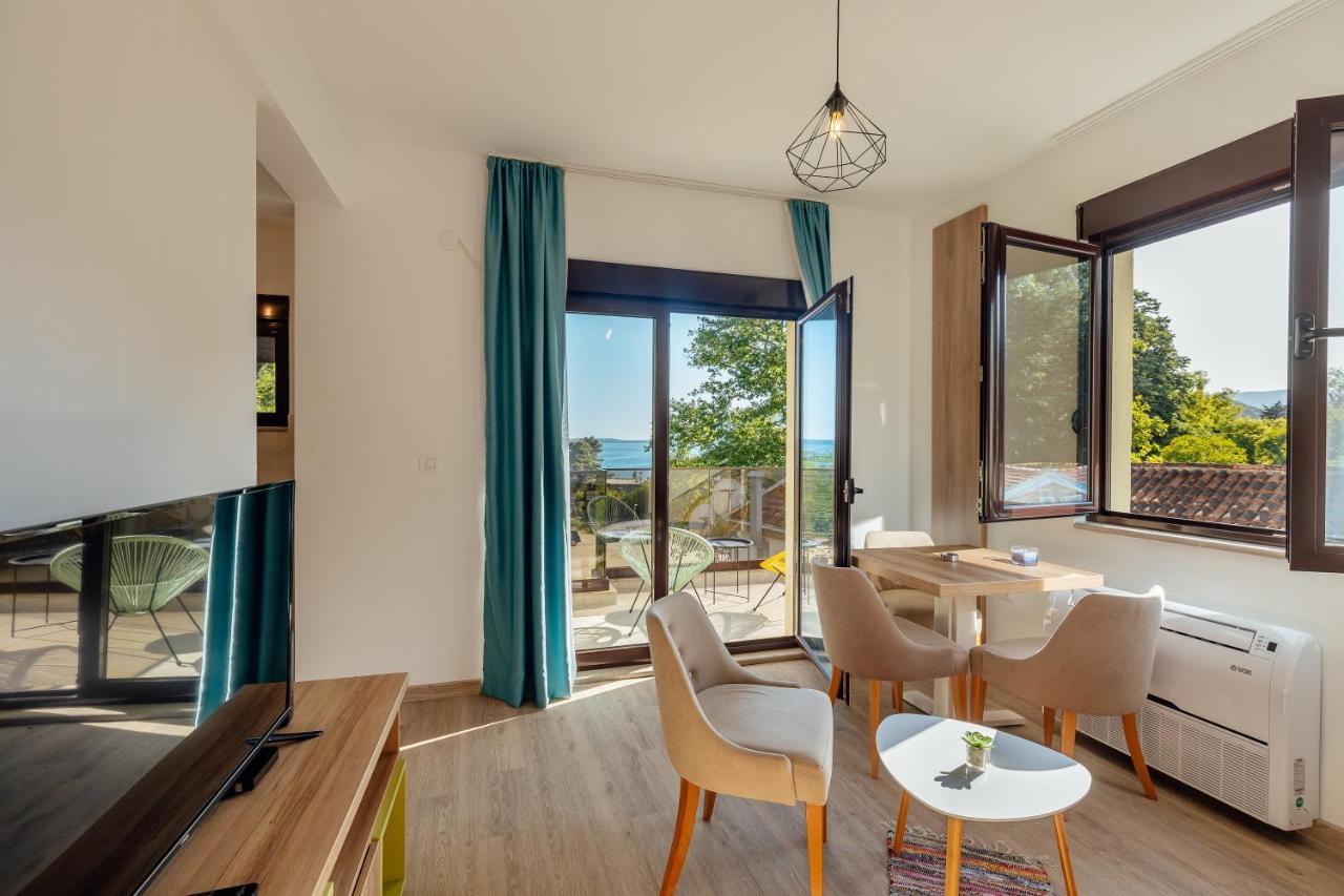 Green Valley Apartments Херцег-Нови Экстерьер фото