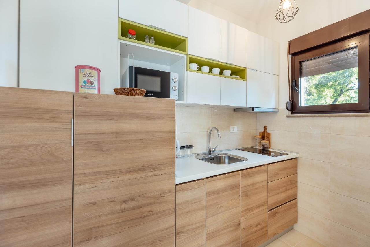 Green Valley Apartments Херцег-Нови Экстерьер фото